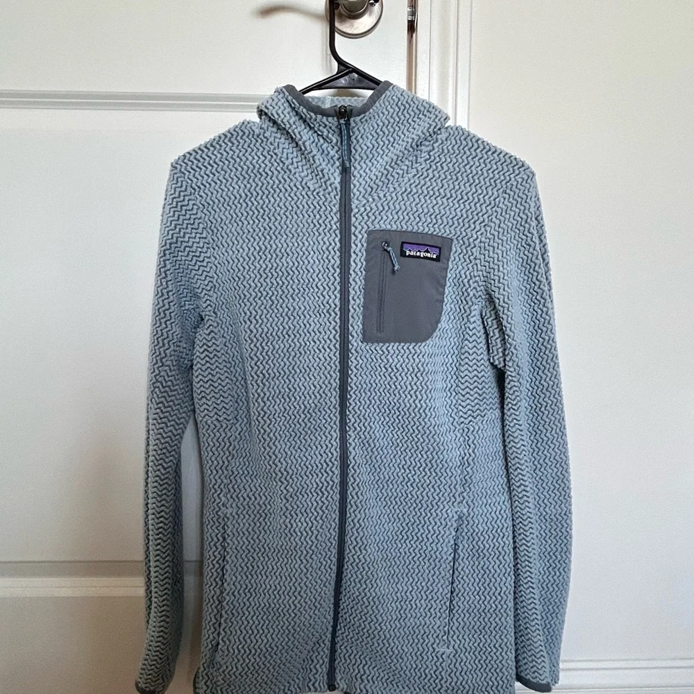 Patagonia Women's R1 Air Fleece Full-Zip Hoody in Blue - Picture 1 of 3